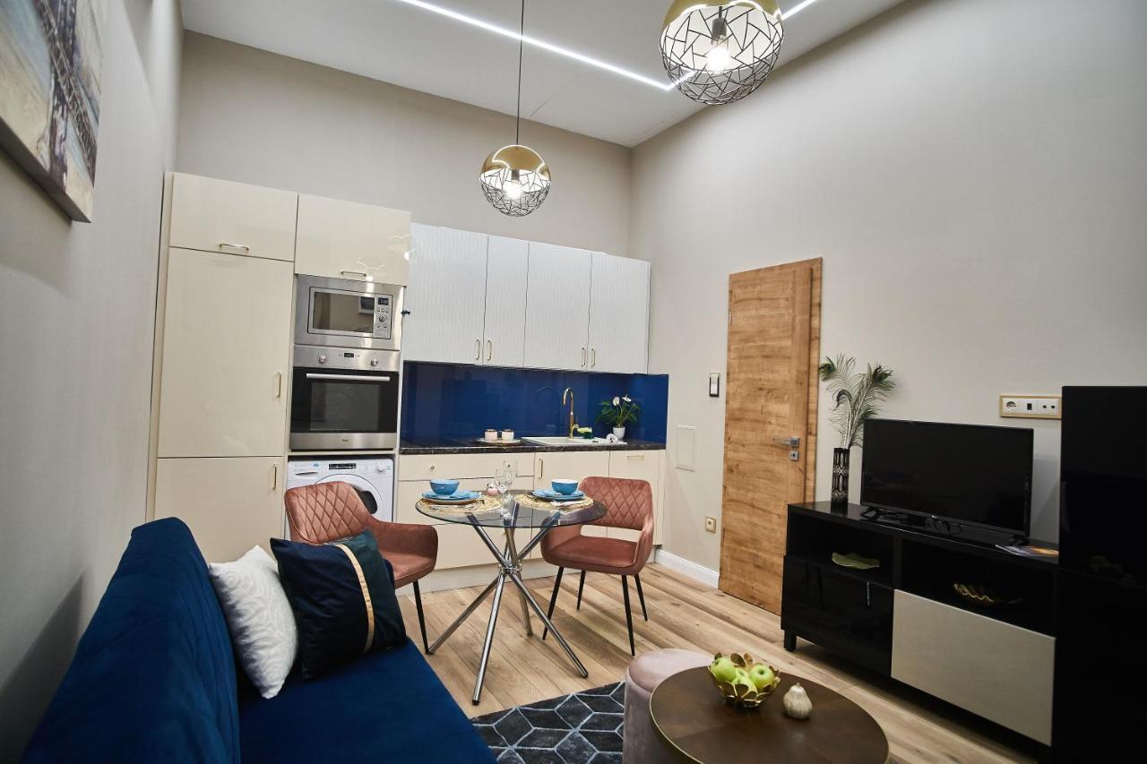 W18 Design Apartments - Budapest Downtown Bagian luar foto